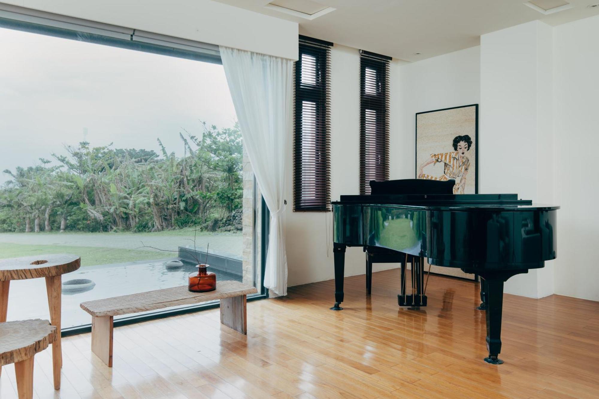 อดาจิโอ ซือตี้ผิง Apartment เฟิงปิน ภายนอก รูปภาพ
